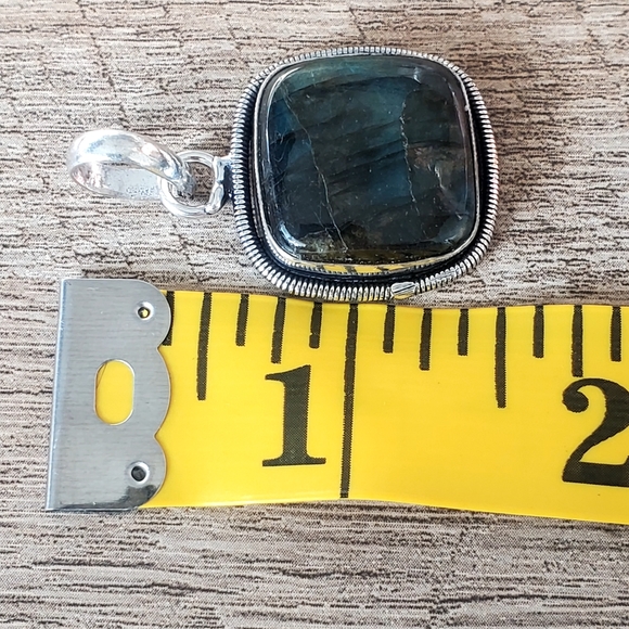 Handmade Labradorite Gemstone Set in 925 Sterling Silver Pendant 1.38", NWT - Picture 8 of 13